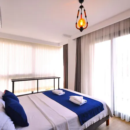 Memories Majestik Otel *